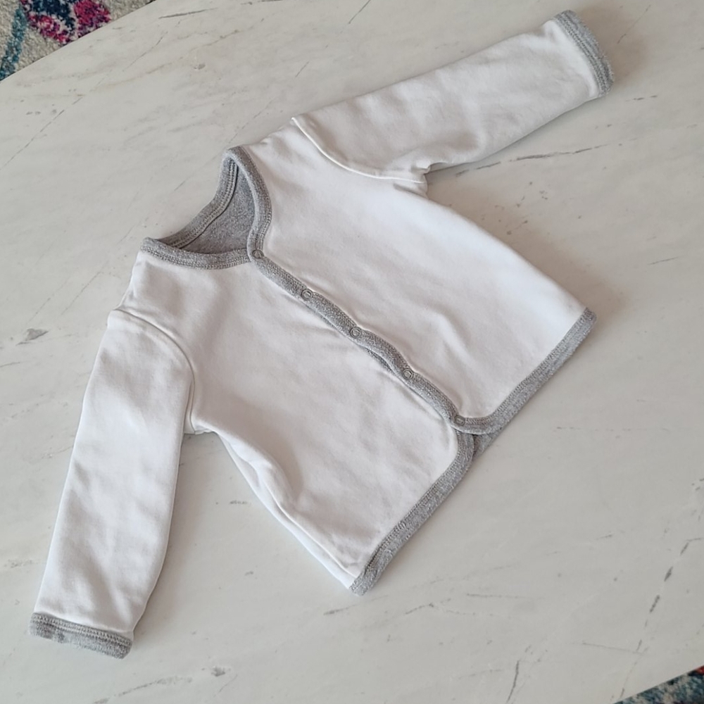 Primary Reversible Snap Cardi